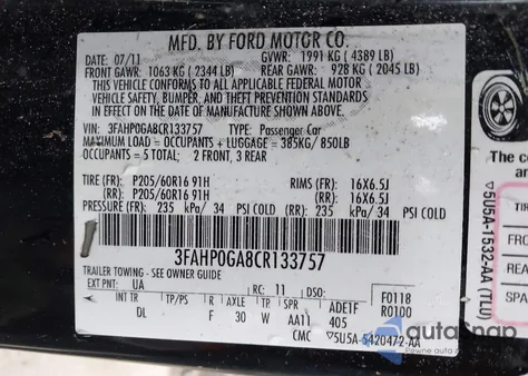 2012 Ford Fusion S z USA, uszkodzony, nr VIN 3FAHP0GA8CR133757
